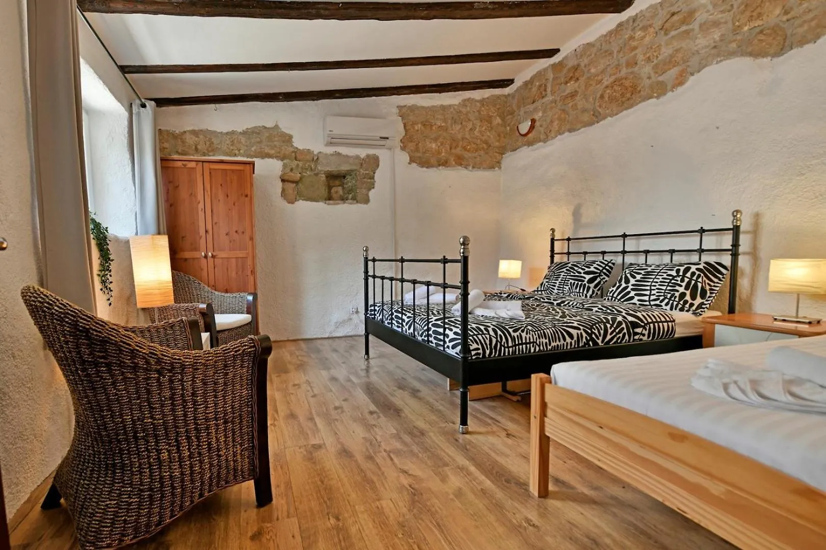 Holiday House Vento With Private Backyard Poreč