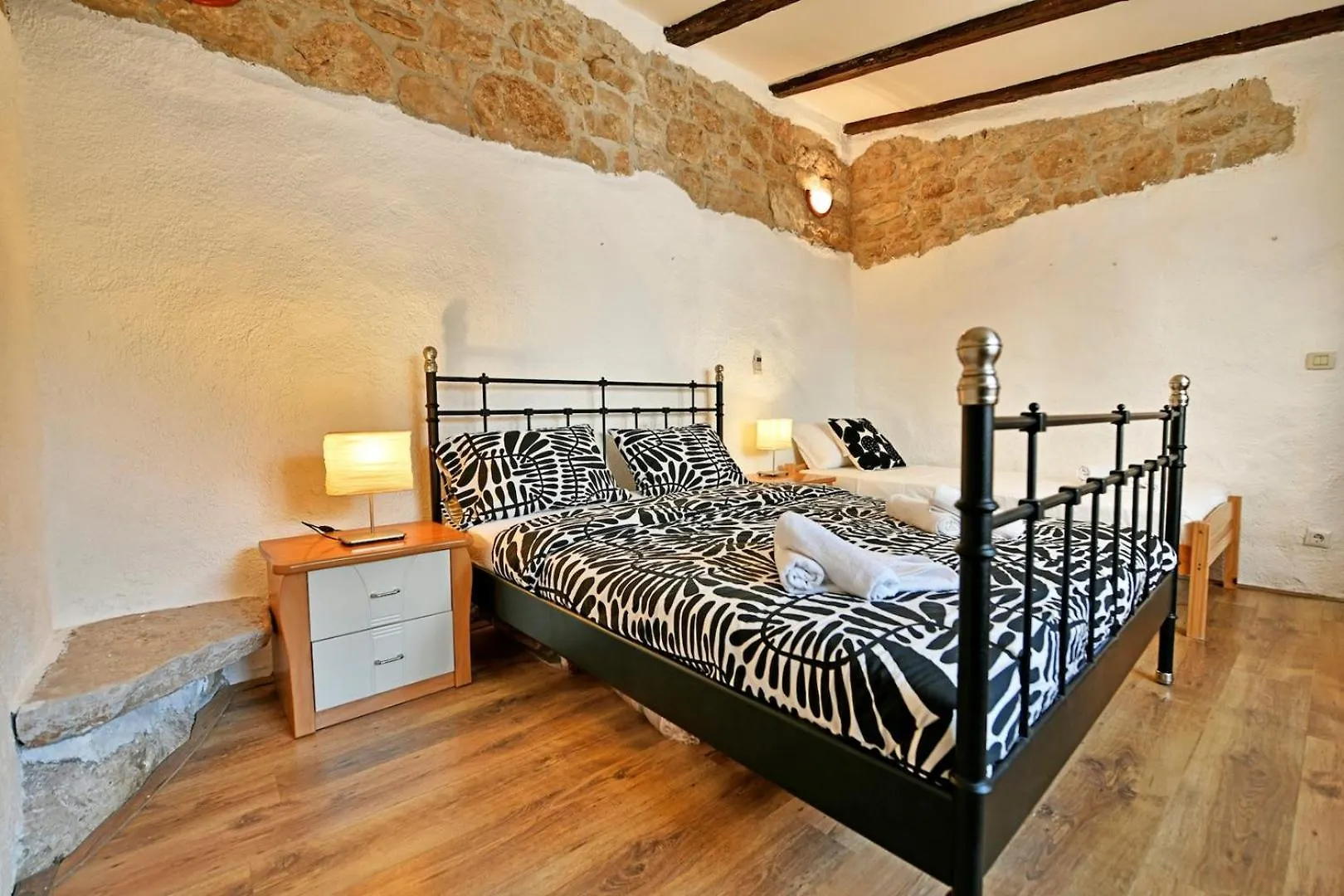 Holiday House Vento With Private Backyard Poreč 0*,